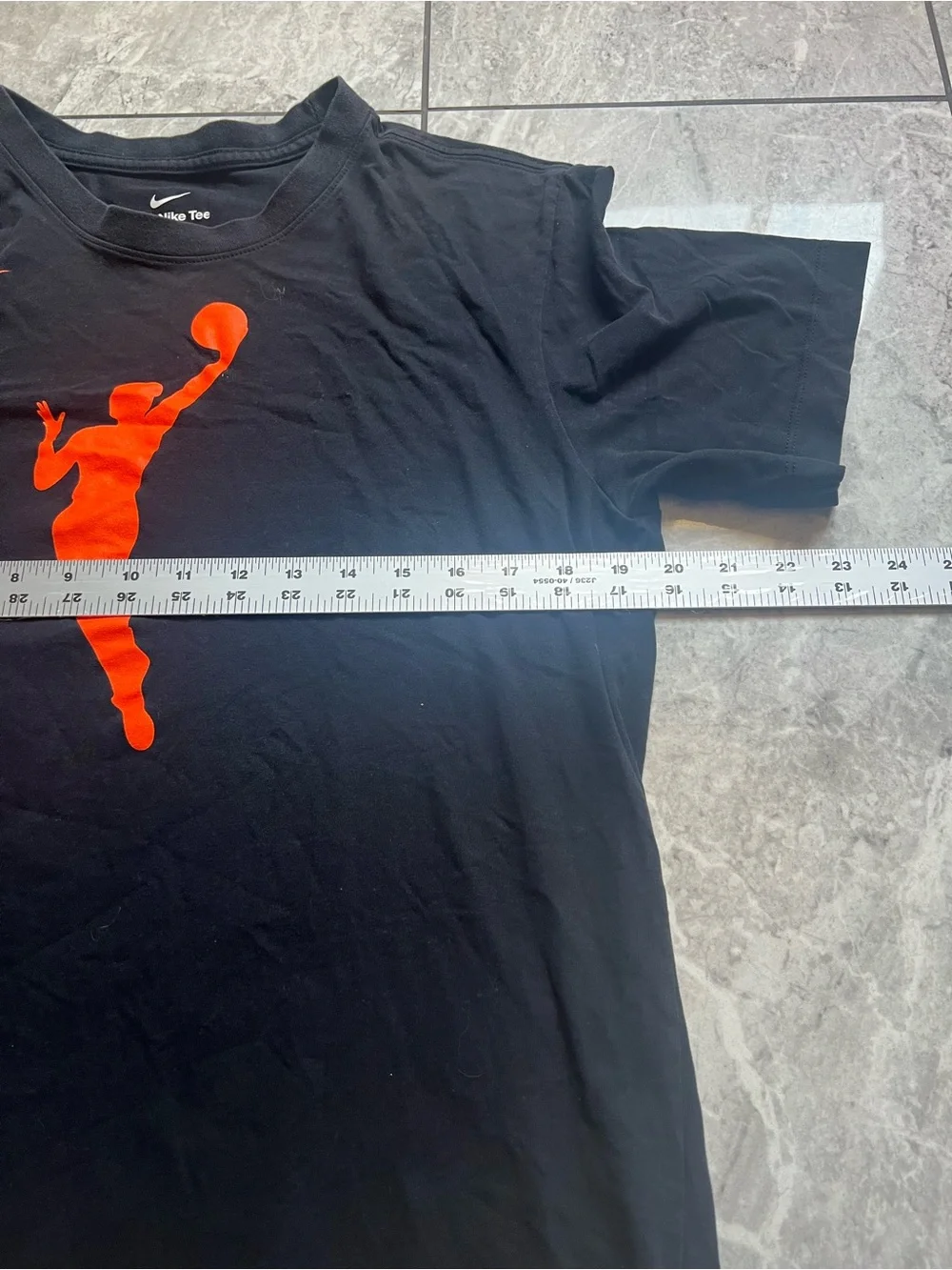 Nike Dri-Fit WNBA Team 13 Logowoman TShirt Black Orange Basketball Mens Womens M